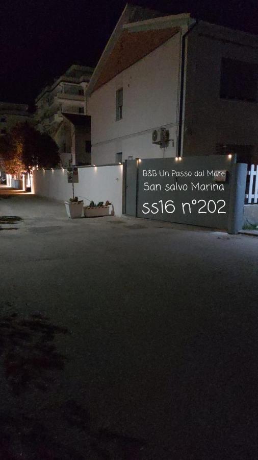 Un Passo Dal Mare Bed&Breakfast San Salvo Marina Esterno foto